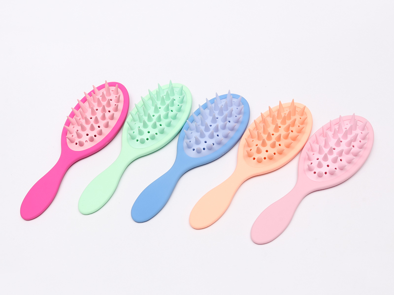 แปรงซิลิโคนนวดศีรษะ Detangling