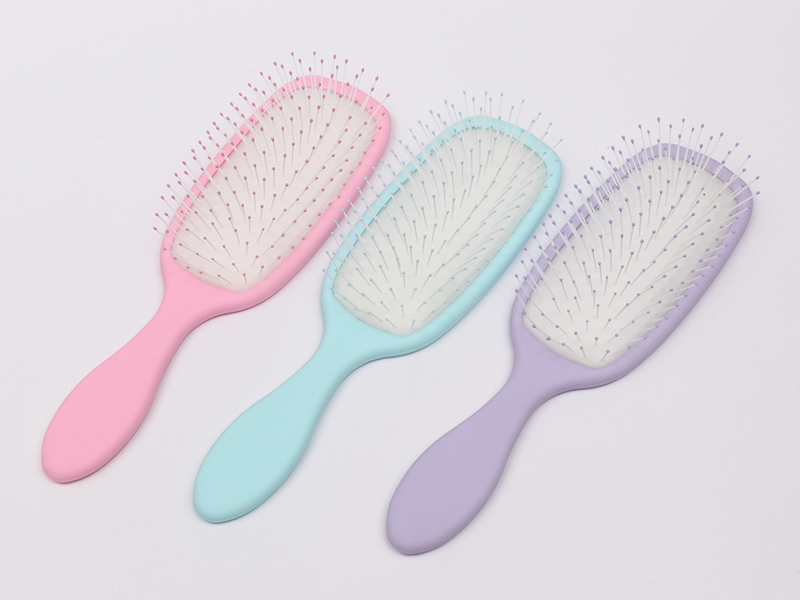 แปรงซิลิโคนนวดศีรษะ Detangling