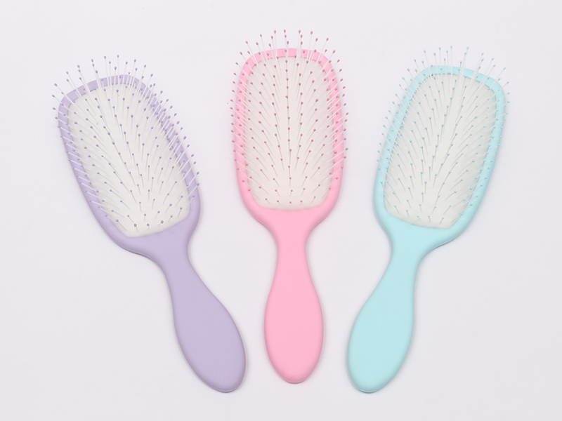 แปรงซิลิโคนนวดศีรษะ Detangling