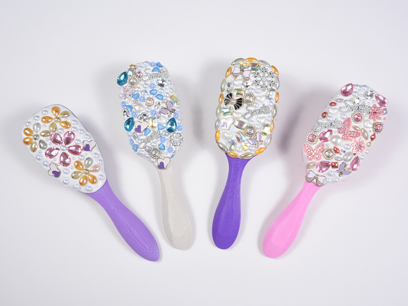เครื่องประดับBling Oval Detanglingแปรงผม